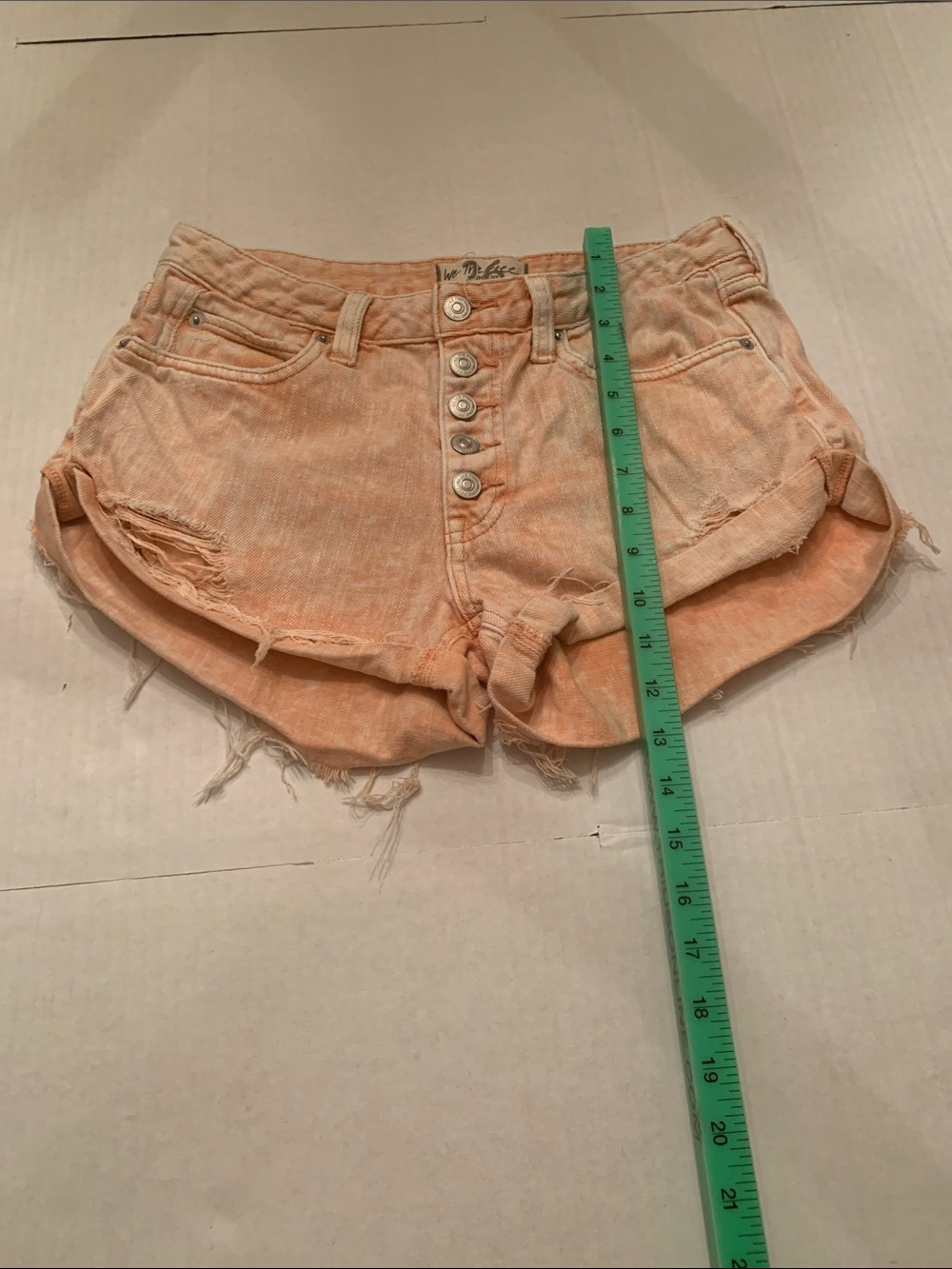 We The Free Washed Peach Button-Front Distressed Denim Shorts - Picture 9 of 11